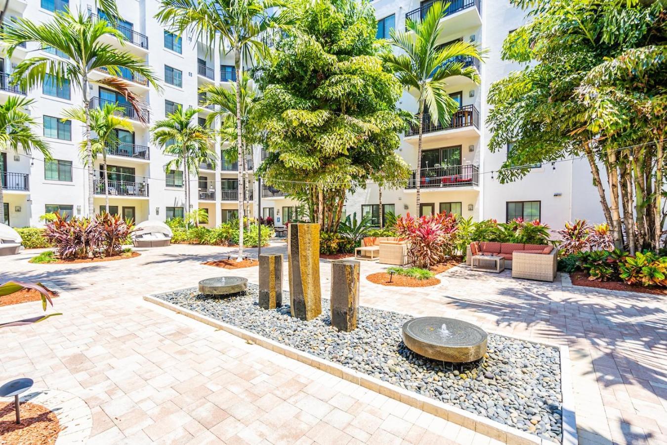 Cozy Retreat 2 Bedroom Hideaway Moments From The Sand Boynton Beach Esterno foto